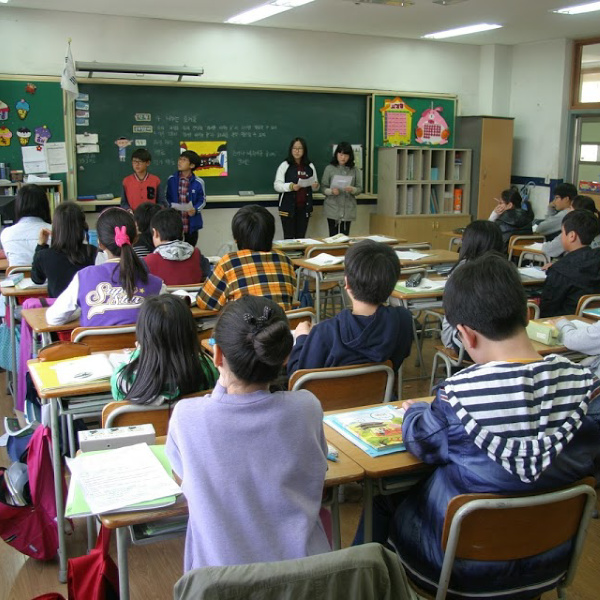 Students studying together